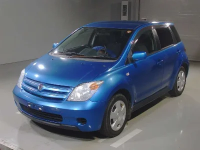 TOYOTA IST