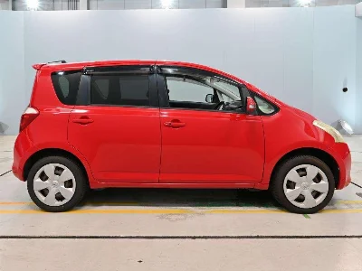 TOYOTA RACTIS