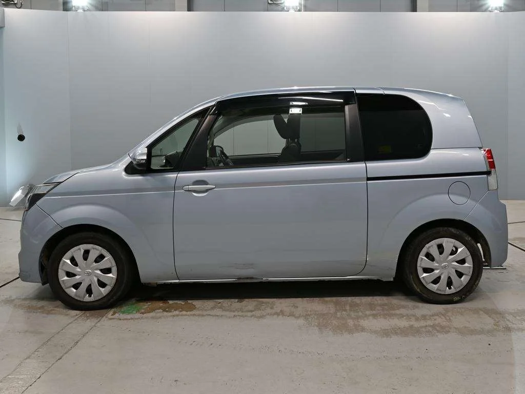 Toyota Spade F, миниатюра 4