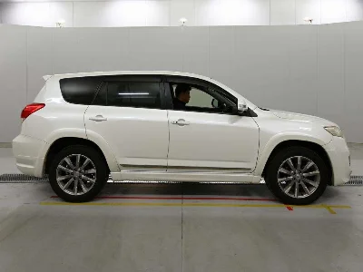 TOYOTA VANGUARD