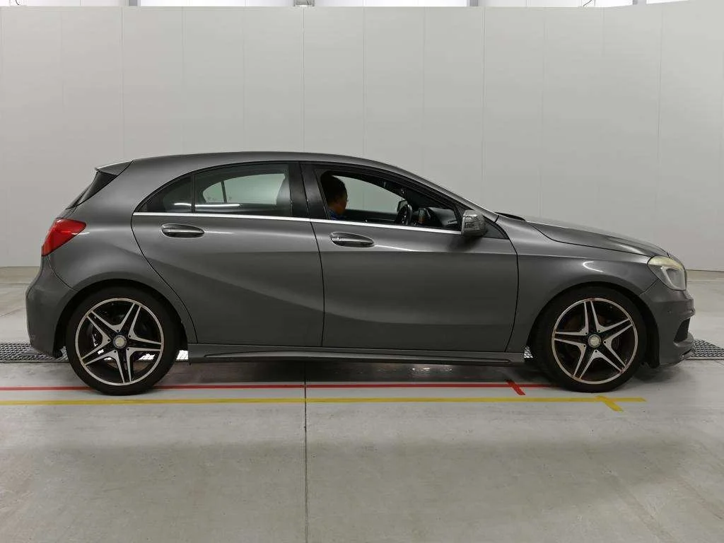 Mercedes-Benz A-Class A180 SPORT, миниатюра 3