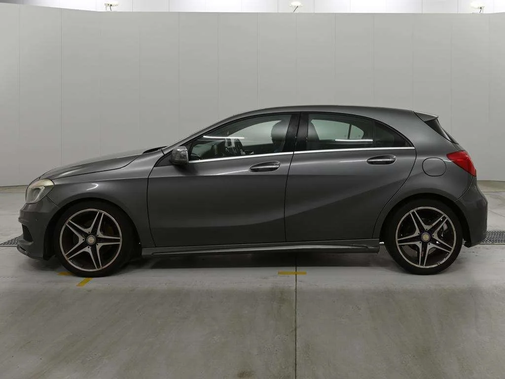 Mercedes-Benz A-Class A180 SPORT, миниатюра 4