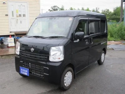 NISSAN CLIPPER VAN