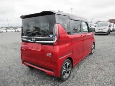 NISSAN ROOX