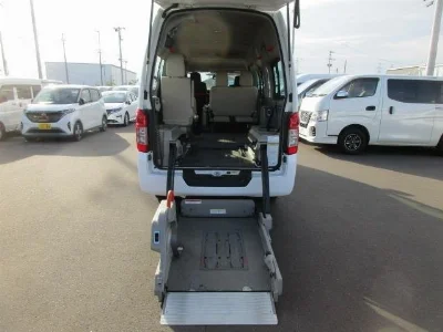 NISSAN NV350 CARAVAN