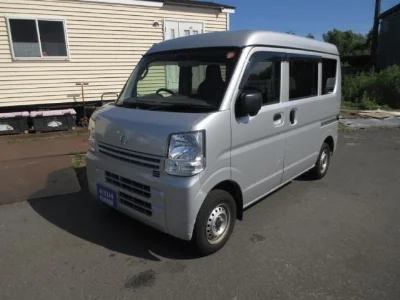 NISSAN CLIPPER VAN