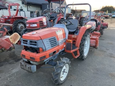 KUBOTA KUBOTA