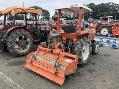 KUBOTA KUBOTA
