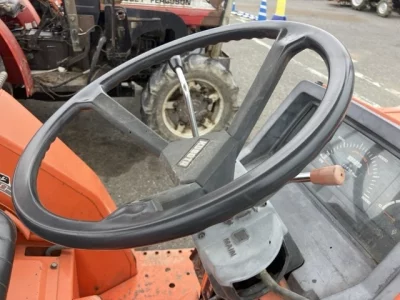 KUBOTA KUBOTA