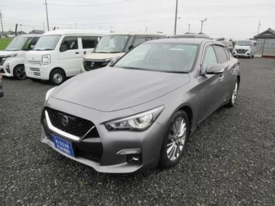 NISSAN SKYLINE