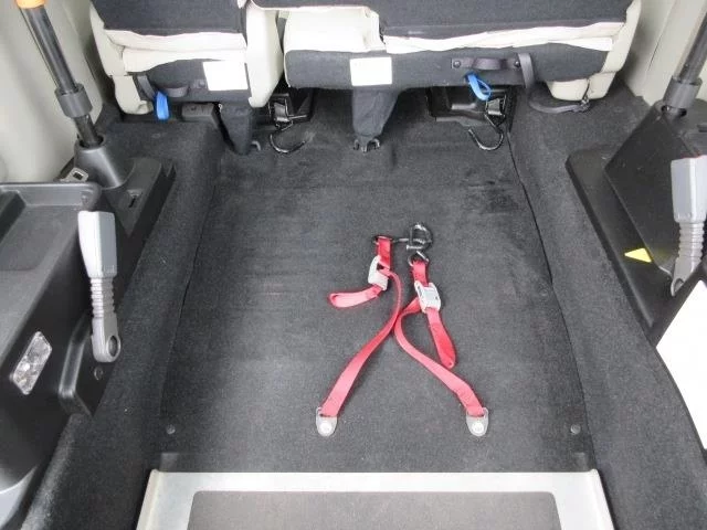 Nissan NV100 Clipper Rio CHAIR CAB H/R/4WD, миниатюра 6