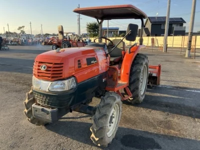 KUBOTA KUBOTA