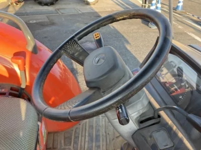 KUBOTA KUBOTA
