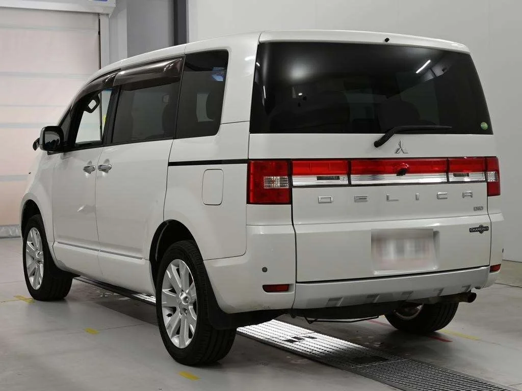 Mitsubishi Delica CHAMONIX 4WD, миниатюра 6