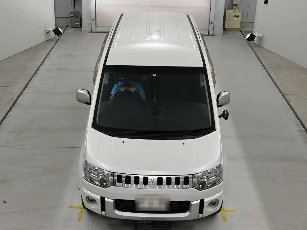 Mitsubishi Delica CHAMONIX 4WD, миниатюра 7