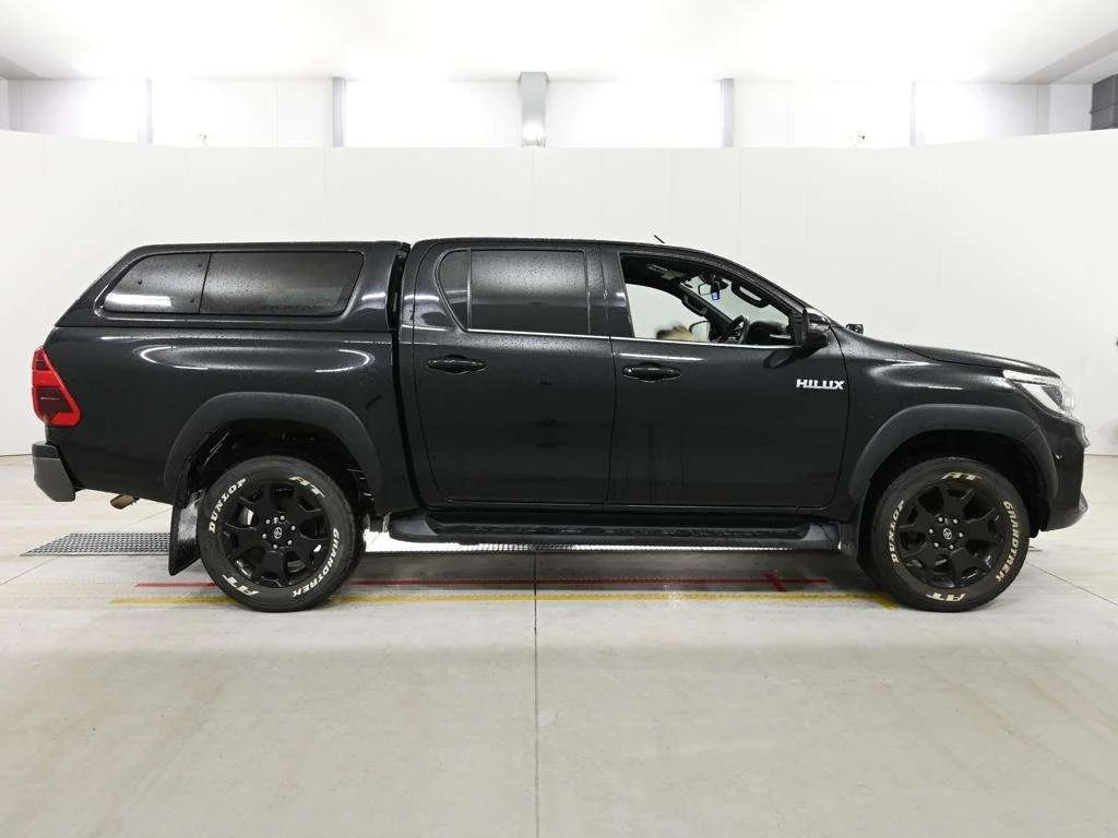 Toyota Hilux Z Black Rally Edition 4WD, миниатюра 3