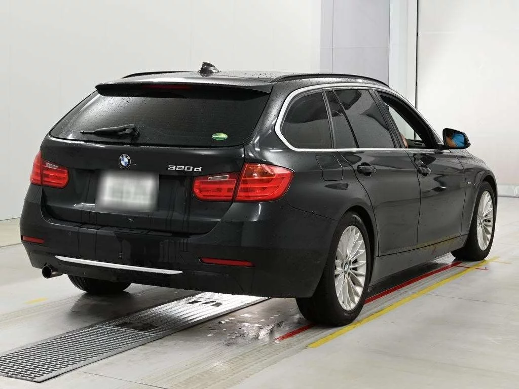 BMW 3 Series 320d Touring Luxury, миниатюра 2