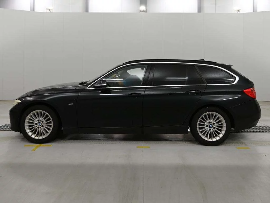 BMW 3 Series 320d Touring Luxury, миниатюра 4