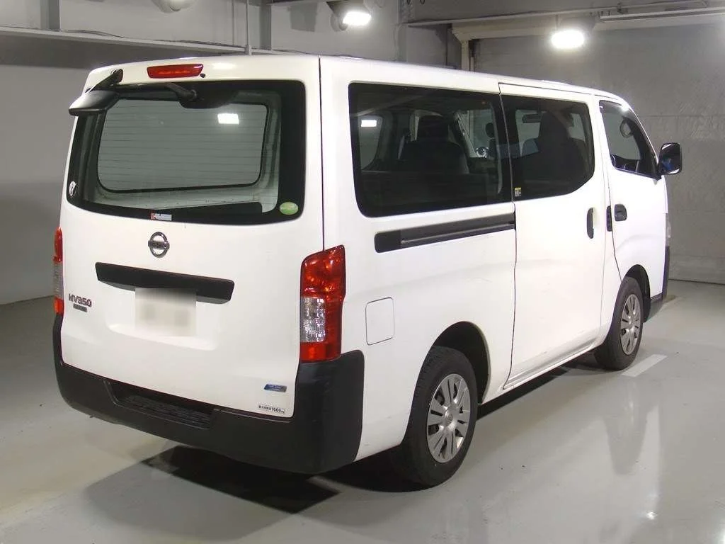 Nissan NV350 Caravan, миниатюра 2