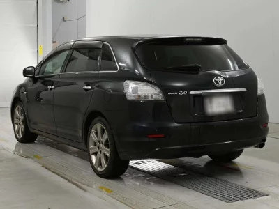 TOYOTA MARK X ZIO