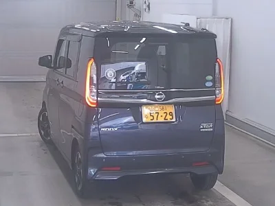NISSAN ROOX