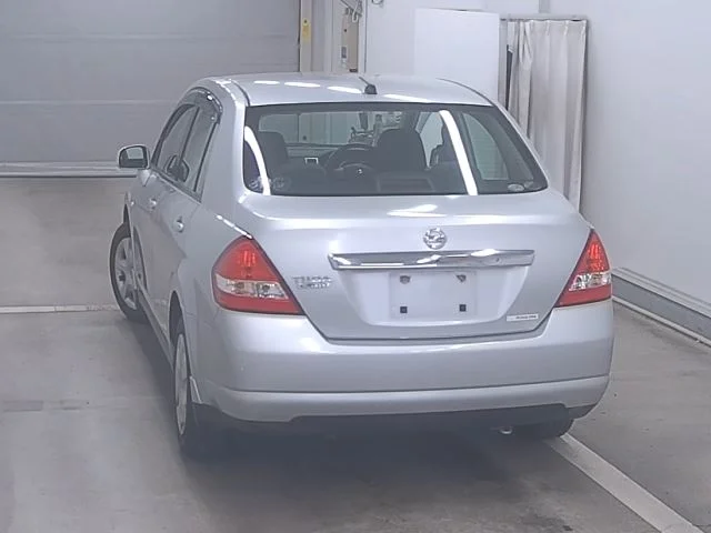 Nissan Tiida 15M, миниатюра 2