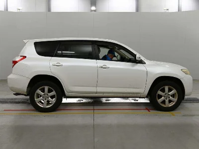TOYOTA VANGUARD
