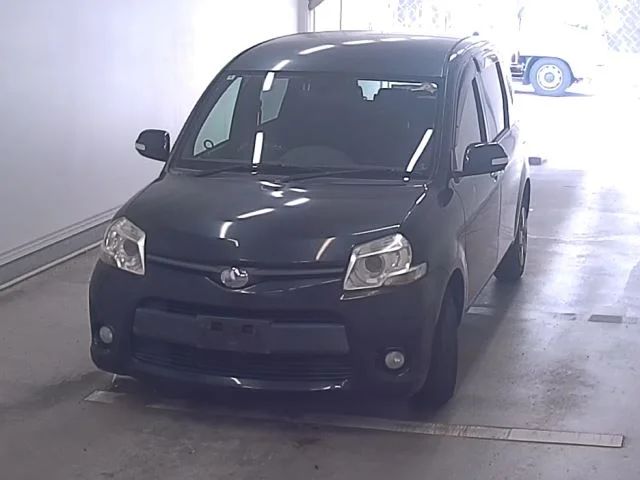 Toyota Sienta DICE Limited, миниатюра 2