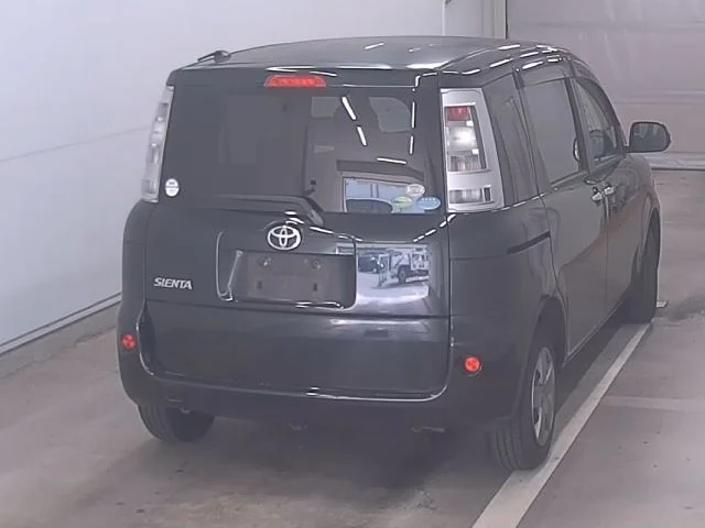 Toyota Sienta DICE Limited, миниатюра 3