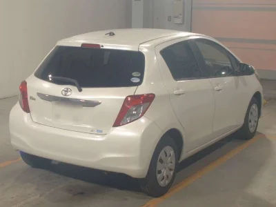 TOYOTA VITZ