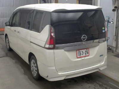 NISSAN SERENA