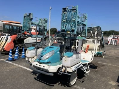 KUBOTA KUBOTA