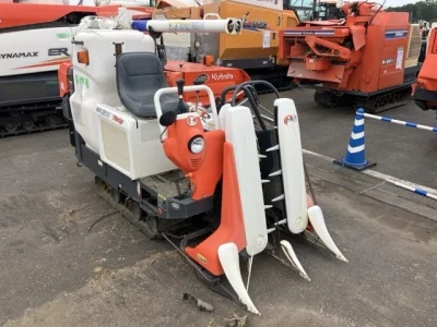 KUBOTA KUBOTA