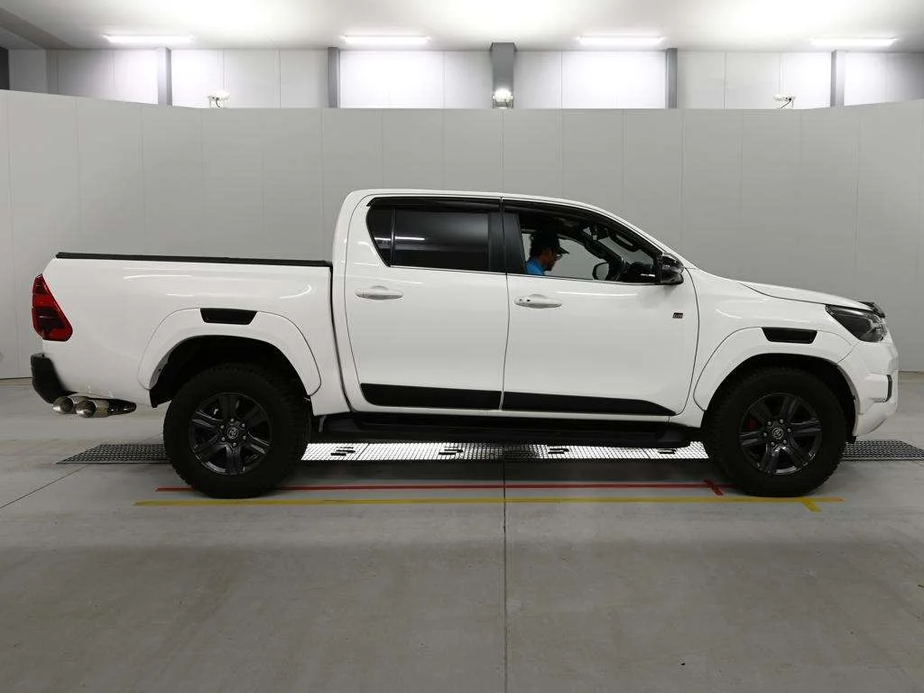 Toyota Hilux Z GR SPORT 4WD, миниатюра 3