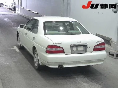 NISSAN LAUREL