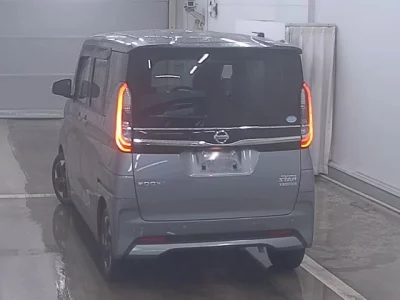 NISSAN ROOX