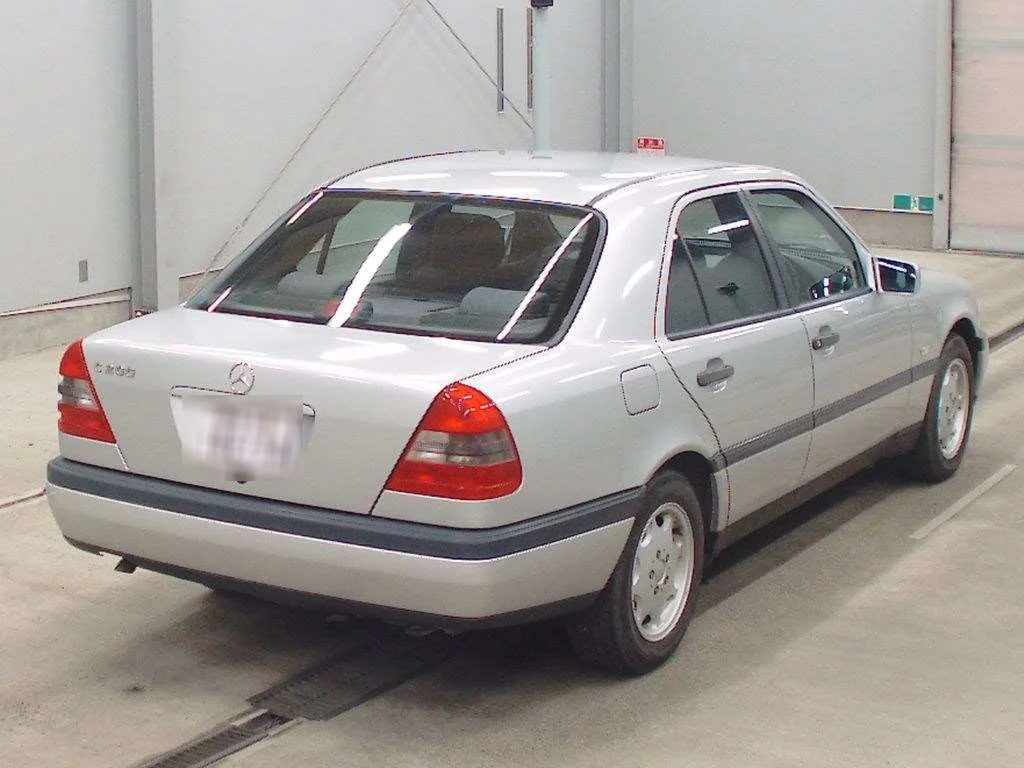 Mercedes-Benz C-Class  с аукциона в Японии