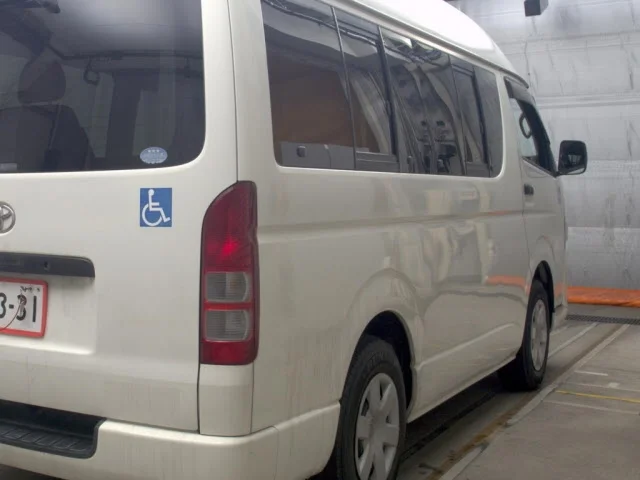 Toyota RegiusAce WELL CAB, миниатюра 5