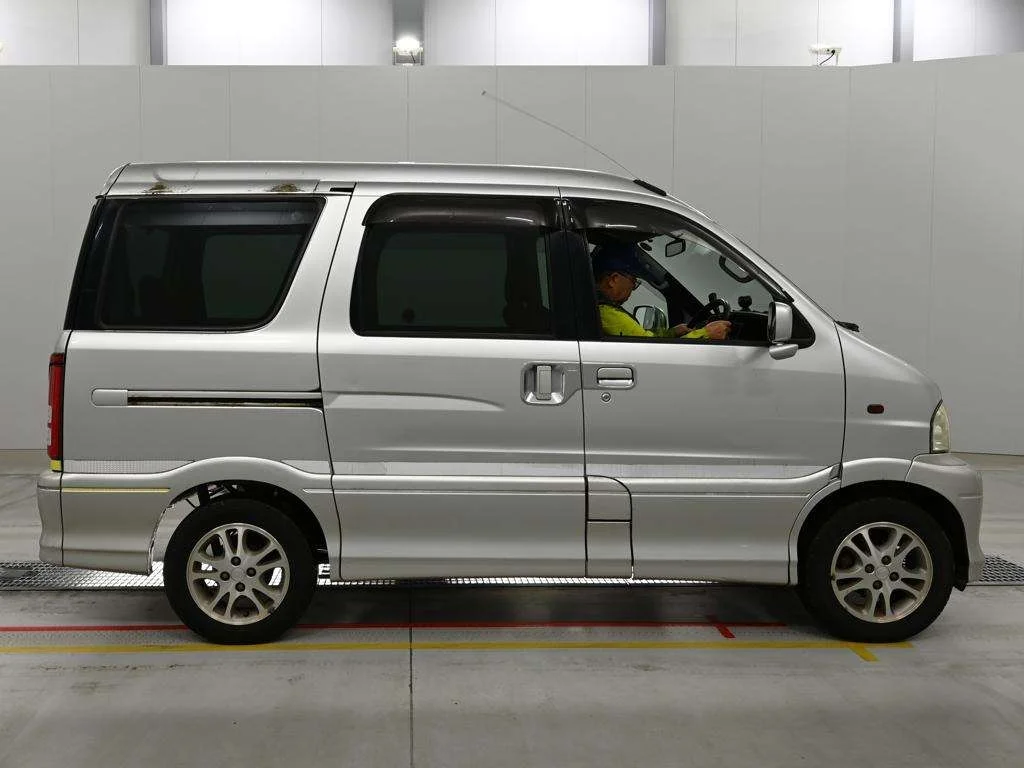 Toyota Sparky  с аукциона в Японии