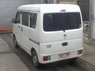 NISSAN CLIPPER VAN