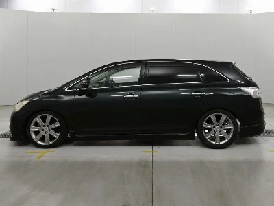TOYOTA MARK X ZIO