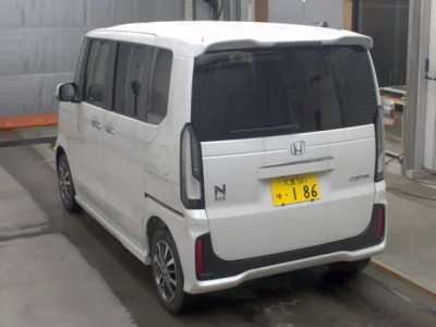 HONDA N BOX