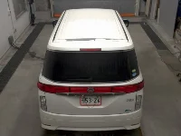 Цена авто Nissan Elgrand с аукционов Японии, номер кузова TE52, пробег 131 000, оценка 8