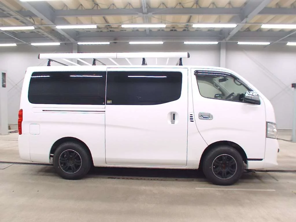 Nissan NV350 Caravan DX 4WD, миниатюра 3