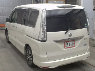 NISSAN SERENA