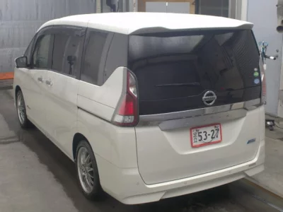NISSAN SERENA