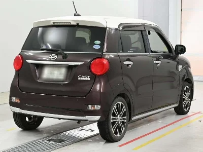 DAIHATSU CAST