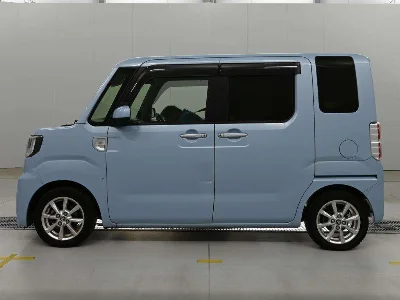 TOYOTA PIXIS MEGA