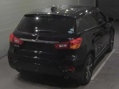 MITSUBISHI RVR