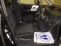 Цена авто Toyota Voxy с аукционов Японии, номер кузова ZRR75W, пробег 174 000, оценка 2